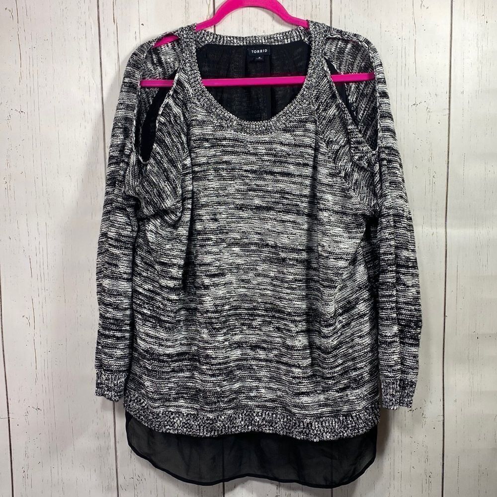 Torrid Marled Cold Shoulder Long Sleeve Pullover Sweater Top